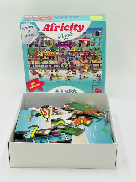 AFRICITY représente une ville Africaine dans sa diversité et ses multiples facettes. Un puzzle très inspiré de la ville de Dakar. Votre enfant découvrira cette ville éclectique parsemée de personnages et décors vibrants. Contient 36 pièces
